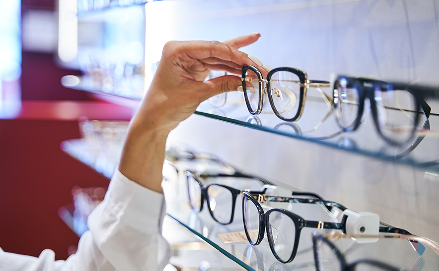 Les impacts du 100% Santé sur les opticiens : défis et opportunités​