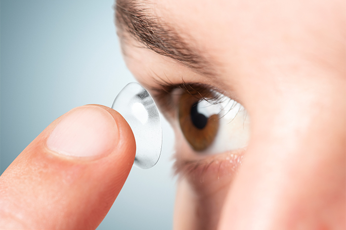 Choisir la bonne correction pour les lentilles de contact ​